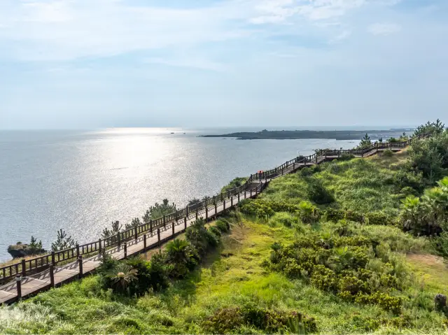 Gapa Island and Mara Island.. Songaksan Coastal Trekking..