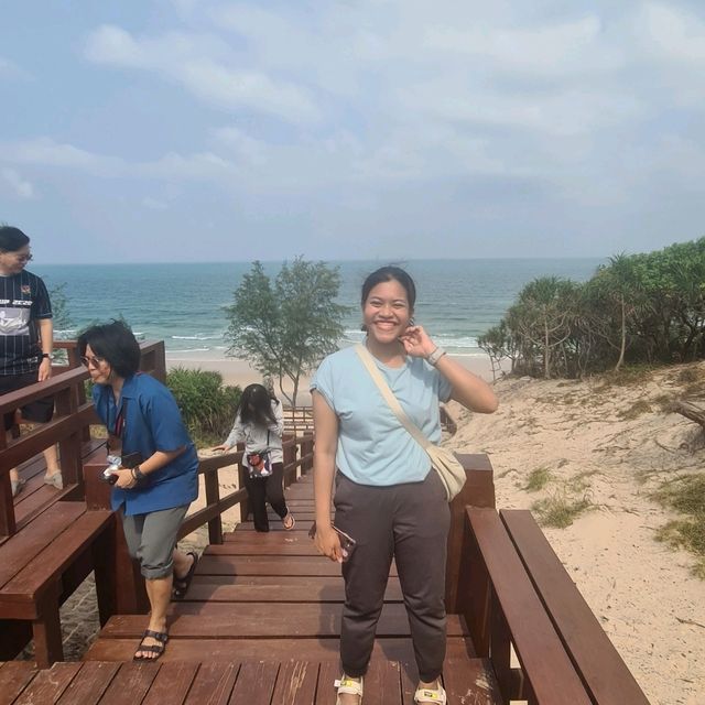 เนินทรายงามหนึ่งในสยาม (grean sand dunes)