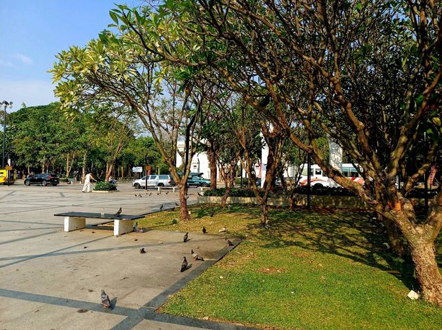 【三王紀念碑】泰國清邁古城必去景點，享受那份莊嚴和寧靜