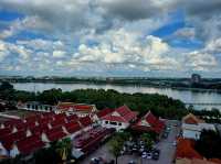 孔敬九層塔觀景台：360度俯瞰孔敬城市美景，值得付出體力