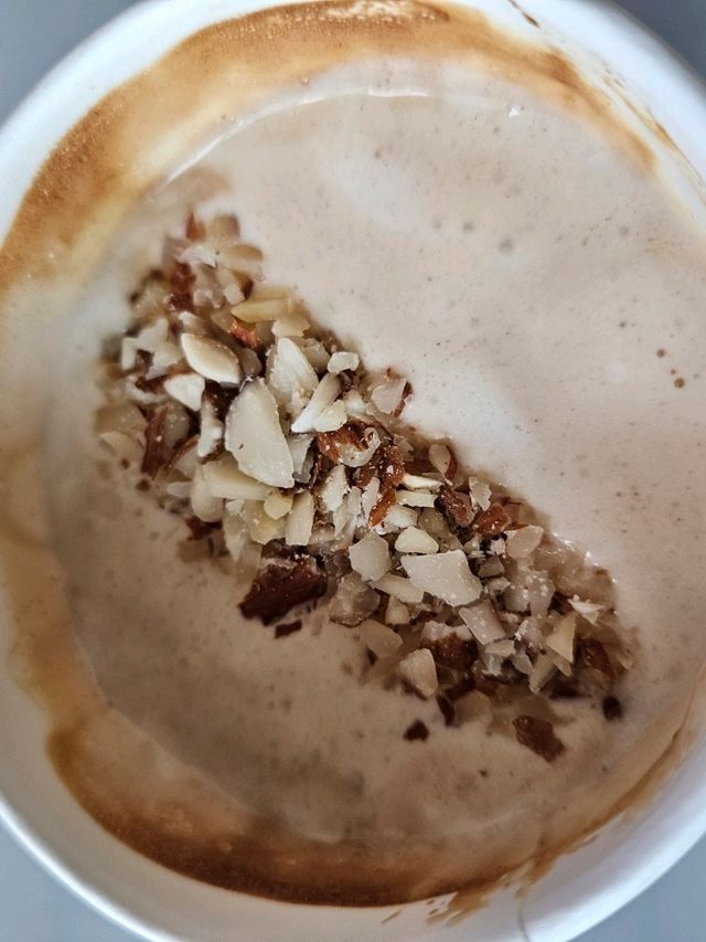 공간이쁘면서 커피 맛있는 '진주 베럴댄하우스 카페'