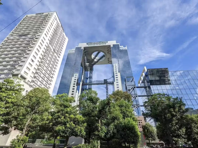 Umeda Sky Building ตึกสูงแลนด์มาร์กโอซาก้า