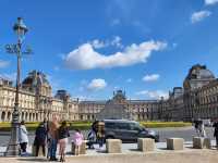 Louvre Museum 