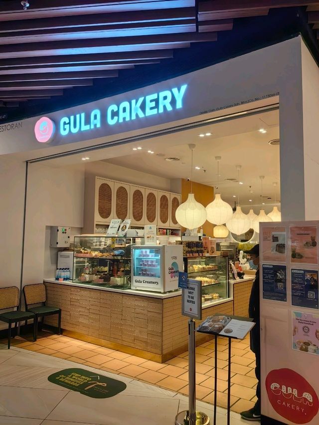 Gula Cakery, Answer to Sweet Tooth with Cakes & Dessert