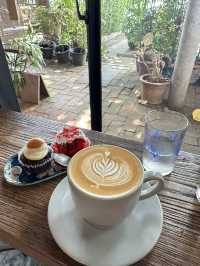 📍Jun Jun Cafe ร้านกาแฟที่คัพเค้กอร่อยมาก
