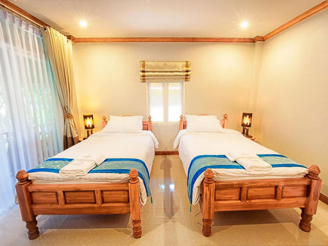 Baan Nam Pen Resort