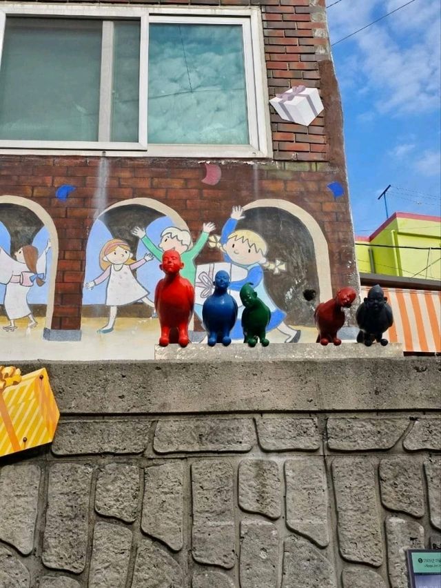 หมู่บ้านวัฒนธรรมคัมชอน (Gamcheon Culture Village)