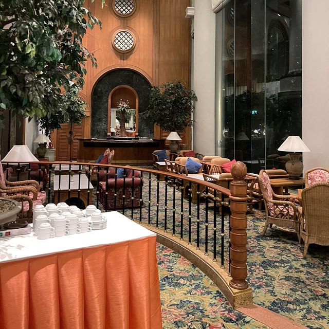 Montien Riverside Hotel Bangkok