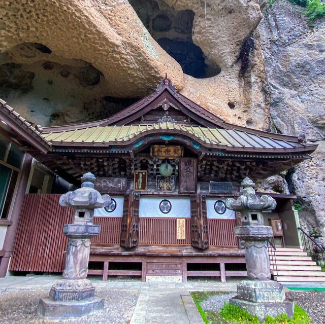 【栃木】岩肌に掘られた観音様