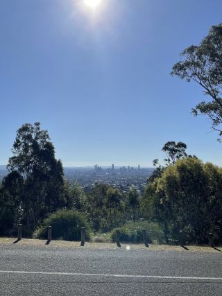 สถานที่ยอดนิยมของคนท้องถิ่นในบริสเบน Mt.Gravatt!