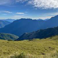 Discover the beauty of Hehuanshan with stunning sunrise view 