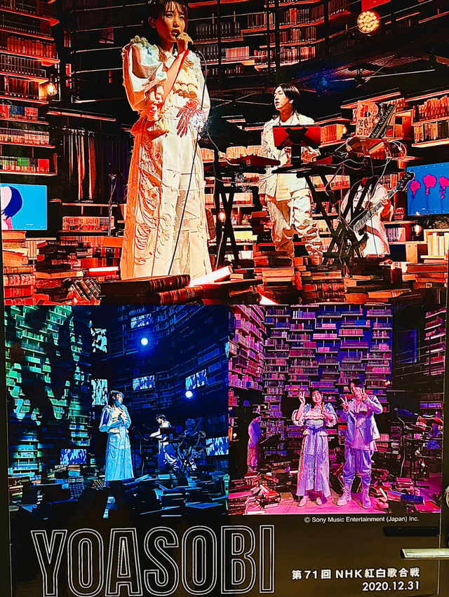 【所沢】圧倒された‼️8mの本棚・プロジェクションマッピング✨