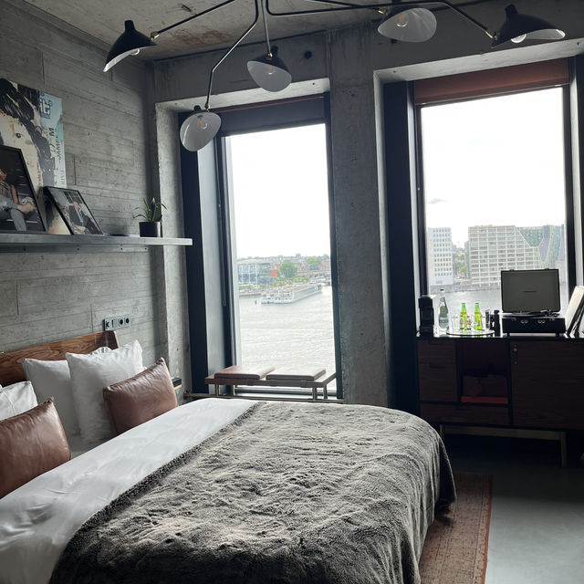 A dream hotel for music lovers in Amsterdam!