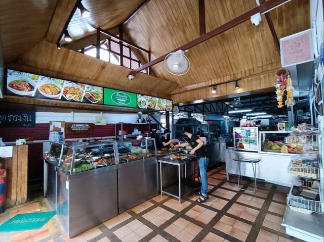 ร้านเก่าแก่เชียงใหม่ อาหารพื้นเมือง อาหารเหนือแต้ๆ