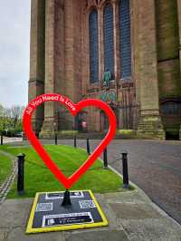 Liverpool Cathedral โบสถ์ที่ใหญ่ที่สุดของเมือง 💒