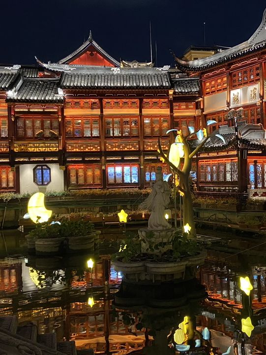 Yu Garden: Peaceful Retreat in Shanghai