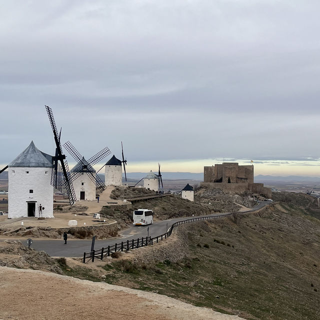 【ラマンチャ地方】スペインの田舎風景🌬️
