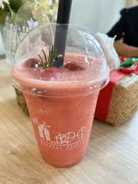 ร้านอาหารกึ่ง คาเฟ่ที่สวยมาก