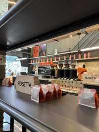 ร้านกาแฟเจ้าดังของแปดริ้ว Rosetta Padriew cafe