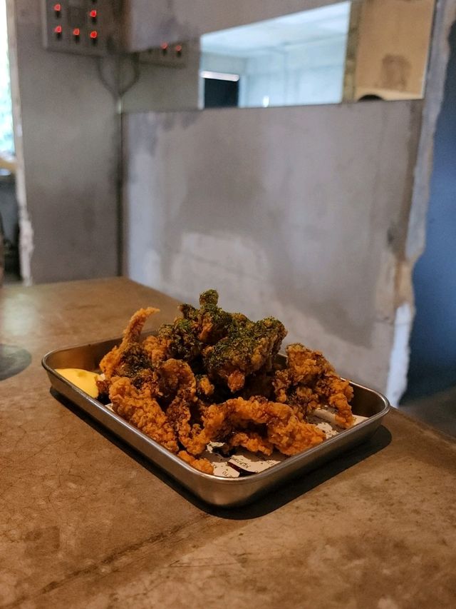 📍Industrial Cafe Near SG