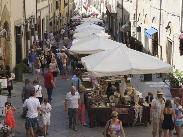 【イタリア・アレッツォ】イタリア最大級のアンティーク市