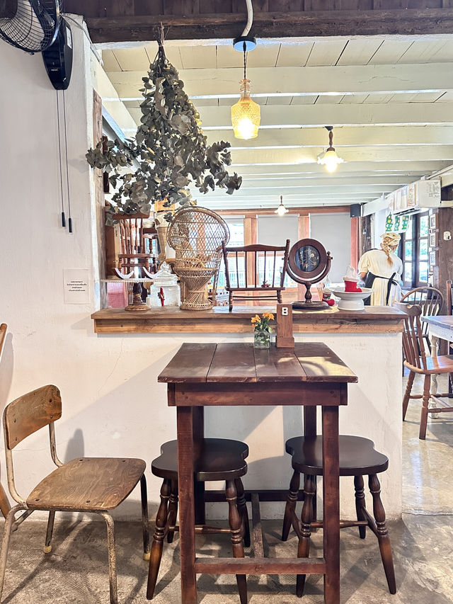 MILK CRAFT คาเฟที่น่ารักไม่ซ้ำใคร @ อุดรธานี