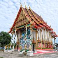 หลวงพ่อเพชรอุ้มเพชร -พระอกแตกเมืองพระยาพิชัย