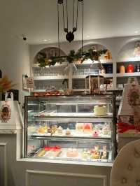 A Cozy Solo Travel Café Experience