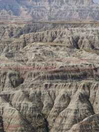 A Surreal Escape – Discovering the Hidden Wonders of Badlands National Park