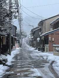 【金沢】雪景色のひがし茶屋街