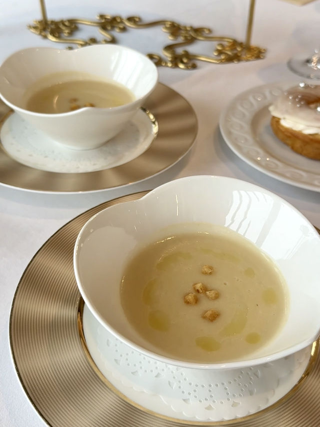 Elegant Afternoon Tea at InterContinental Tokyo Bay