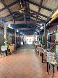 เดินชมตลาดเมืองมัลลิกา 🛍️