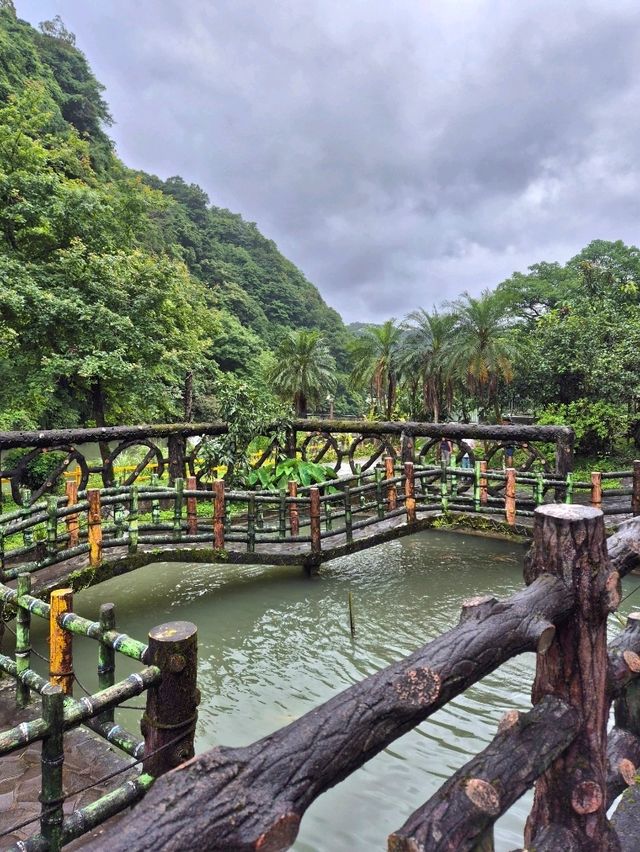 대만 타이베이 근교여행 : 웅장한 물줄기 스펀폭포🏞