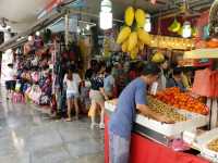 Exploring Bugis Street : A Shopper's Paradise in Singapore