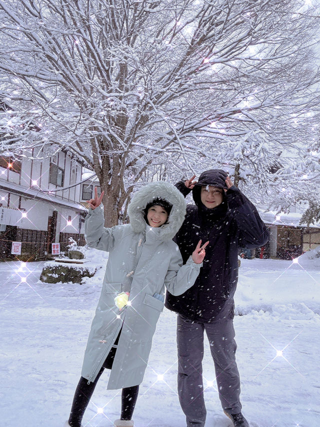 大內宿被雪覆蓋的太美