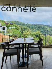 คาเฟ่บนเขากับวิวทะเล ที่ Cannelle Bakery & Co ภูเก็