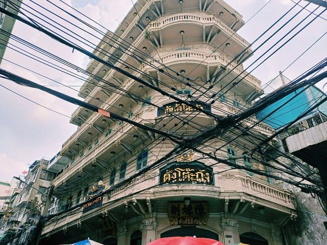 泰國曼谷市中心唐人街老城區古跡寺廟老建築市場一日遊行程，適合打卡拍照📸