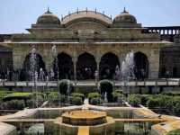 齋浦爾 Jaipur 景點推薦---琥珀堡、水之宮殿、風之宮殿、城市宮殿、天文台