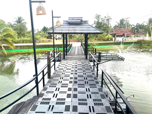 บ้านสวนดอกจัน นครศรีฯ อาหารใต้รสจัดกลางสวน