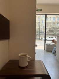 Shanghai | The cosy vibe of the coffee shop 