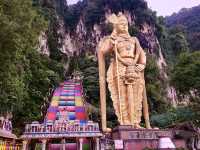 🦚 Monkeys, Murugan & Marble Steps: My Morning at Batu Caves🛕🌄