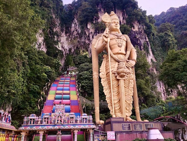 🦚 Monkeys, Murugan & Marble Steps: My Morning at Batu Caves🛕🌄