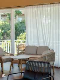 Linnaeus House คาเฟ่ริมหาดพลา บรรยากาศดีวิวทะเล