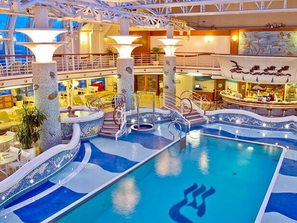 🌟 Grand Princess Cruise: Classic Elegance Meets Epic Adventures! 🚢🌊  