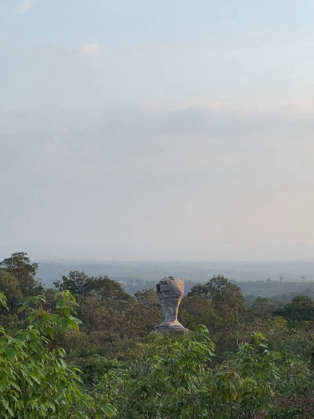 ลานหินงาม จุดชมหินแปลกตากับวิวสวยๆที่ชัยภูมิ