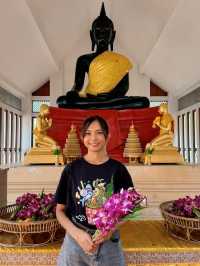 วัดปรางค์หลวง - Wat Prang Luang 