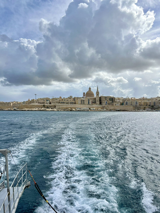 Wandering Through Valletta – Stone Streets & Sea Breezes