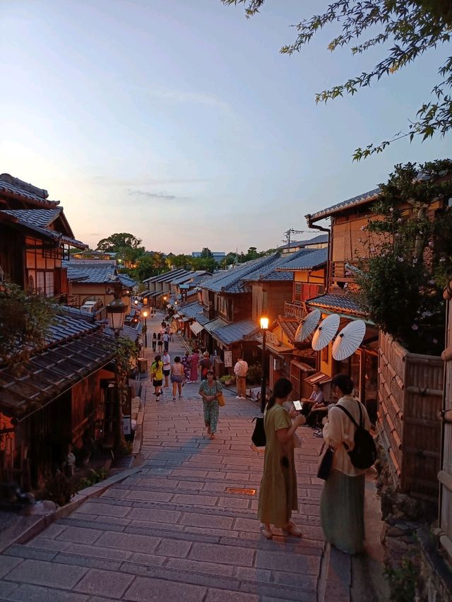 รีวิวย่านนิเน็นซากะ (Ninenzaka), เกียวโต