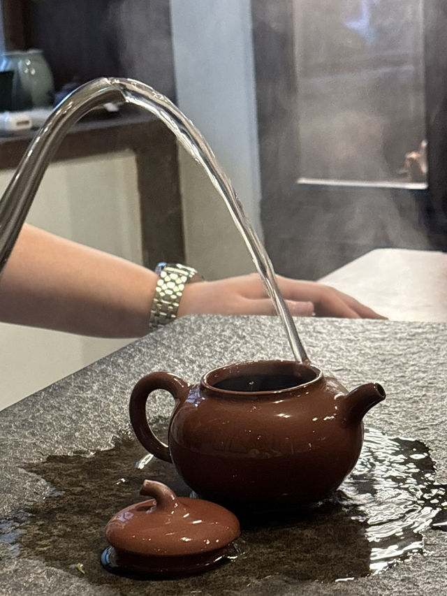 【台北・青田茶館】  静けさに包まれる、レトロな茶館で台湾茶タイムを🍃