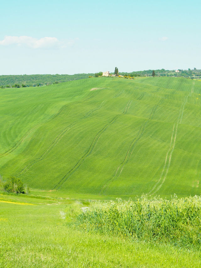 世界遺産の絶景　イタリア　トスカーナのオルチャ渓谷